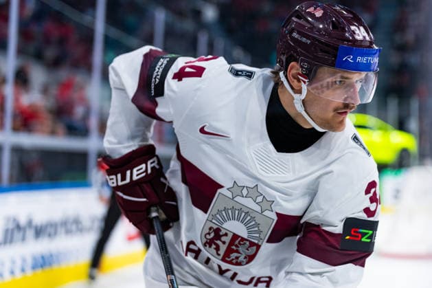 ZURICH, SWITZERLAND - MAY 26: Eduards Tralmarks (Latvia,34) during the Preliminary Round - Group A Match 51 between Hungary and Latvia at the IIHF Ice hockey, Eishockey World Championship, WM, Weltmeisterschaft 2026, Swiss Life Arena on May 26, 2026 in Zurich, Switzerland. Zurich Switzerland Copyright: xTimoxSteinx
