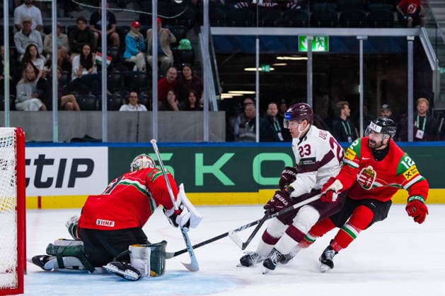 ZURICH, SWITZERLAND - MAY 26: Sandis Vilmanis (Latvia, 23) scoring the -7:1 goal during the Preliminary Round - Group A Match 51 between Hungary and Latvia at the IIHF Ice hockey, Eishockey World Championship, WM, Weltmeisterschaft 2026, Swiss Life Arena on May 26, 2026 in Zurich, Switzerland. Zurich Switzerland Copyright: xTimoxSteinx