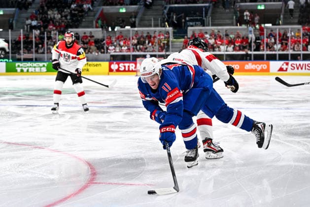 ZURICH, SWITZERLAND - MAY 26: Oliver Moore of United States in action during the 2026 IIHF Ice hockey, Eishockey World Championship, WM, Weltmeisterschaft Switzerland game between USA and Austria at Swiss Life Arena on May 26, 2026 in Zurich, Zurich. Zurich Swiss Life Arena Zurich Switzerland Copyright: xJustPictures.ch AndreaxBrancax jp-en-EuSpIm-JP7_ANB_USA_Aut_26052026_6030