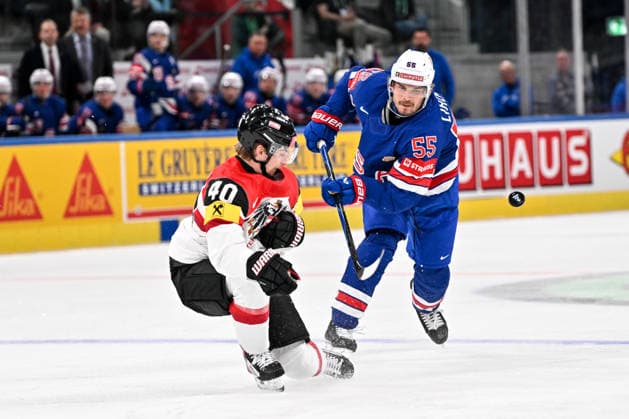ZURICH, SWITZERLAND - MAY 26: Tim Harnisch of Austria blocks a shot by Ryan Lindgren of United States during the 2026 IIHF Ice hockey, Eishockey World Championship, WM, Weltmeisterschaft Switzerland game between USA and Austria at Swiss Life Arena on May 26, 2026 in Zurich, Zurich. Zurich Swiss Life Arena Zurich Switzerland Copyright: xJustPictures.ch AndreaxBrancax jp-en-EuSpIm-JP7_ANB_USA_Aut_26052026_6450