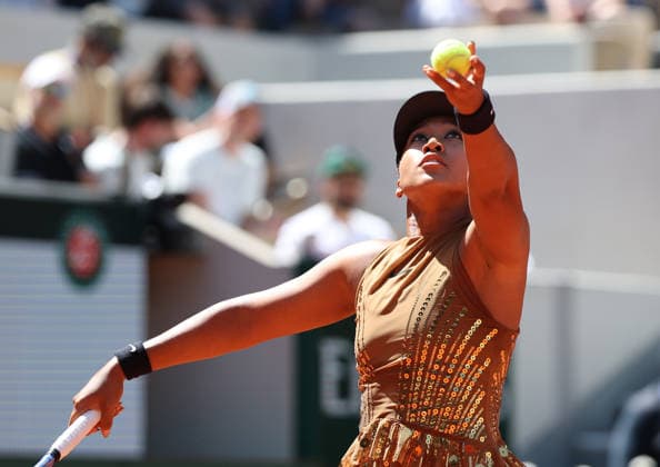 May 26, 2026, Paris, Ile De France, France: NAOMI OSAKA of Japan during the match against L. Siegemund of Germany in the first round of tennis tournament Roland Garros, Paris, France. Paris France - ZUMAc278 20260526_zsp_c278_041 Copyright: xMarcinxCholewinskix