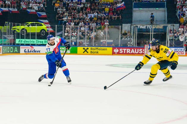 FRIBOURG, SWITZERLAND - MAY 26: Martin Fasko-rudas of Slovakia L) in action during the 2026 IIHF Ice hockey, Eishockey World Championship, WM, Weltmeisterschaft Switzerland game between Sweden and Slovakia at BCF Arena on May 26, 2026 in Fribourg, Fribourg. Fribourg BCF Arena Fribourg Switzerland Copyright: xJustPictures.ch JarixPestelaccix jp-en-EuSpIm-JP6_JAR_Sweden_Slovakia_26May2026_00081