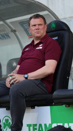 26.05.2026, xrekx, Fussball 2.Bundesliga Relegation, SpVgg Greuther Fuerth - Rot-Weiss Essen v.l. Uwe Koschinat Trainer (Rot-Weiss Essen) (DFL DFB REGULATIONS PROHIBIT ANY USE OF PHOTOGRAPHS as IMAGE SEQUENCES and or QUASI-VIDEO) Fuerth