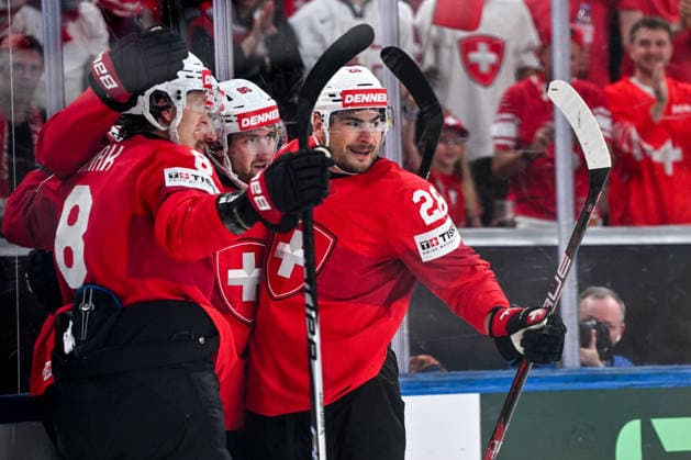 ZURICH, SWITZERLAND - MAY 26: Simon Knak of Switzerland L), Janis Moser of Switzerland C) and Timo Meier of Switzerland R) celebrate a goal during the 2026 IIHF Ice hockey, Eishockey World Championship, WM, Weltmeisterschaft Switzerland game between Switzerland and Finland at Swiss Life Arena on May 26, 2026 in Zurich, Zurich. Zurich Swiss Life Arena Zurich Switzerland Copyright: xJustPictures.ch AndreaxBrancax jp-en-EuSpIm-JP7_ANB_SuiFin_26052026_7584