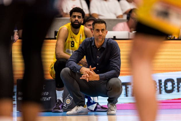 Barmer 2. Basketball Bundesliga ProA Playoffs Halbfinale Spiel 3, Phoenix Hagen - Eisbären Bremerhaven; 26.05.2026 Chris Harris (Head Coach Phoenix Hagen) BARMER 2. Basketball Bundesliga ProA Playoffs Halbfinale Spiel 3, Phoenix Hagen - Eisbären Bremerhaven; Hagen, Ischelandhalle am 26.05.2026 Copyright: xBEAUTIFULxSPORTS Wunderlx