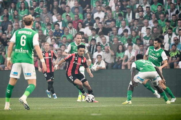 AS Saint Etienne v OGC Nice - Ligue 1 McDonald s 2025 2026 - Relegation Promotion Playoffs 07 Irvin CARDONA (asse) - 10 Sofiane DIOP (ogcn) during the Ligue 1 Relegation Promotion match between Saint Etienne and Nice at Stade Geoffroy-Guichard on May 26, 2026 in Saint-Etienne, France. Saint-Etienne France  Copyright: xFEPx 776502188