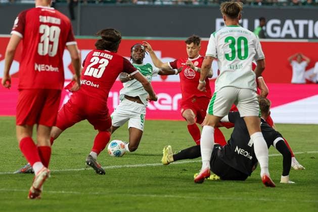 Noel Futkeu 9 (Spvgg Greuther Fuerth) erzielt das 1:0, SpVgg Greuther Fuerth vs. Rot-Weiss Essen, Fussball, Maenner, Relegation, 2. Bundesliga, DFL, Saison 2025 2026, Rueckspiel, 26.05.2026 DFB regulations prohibit any use of photographs as image sequences and or quasi-video Fuerth Bayern Deutschland