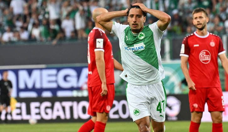 26.05.2026 - Fussball - Saison 2025 2026 - Relegation 2. Fussball Bundesliga - Hinspiel: SpVgg Greuther Fürth ( Kleeblatt ) - Rot Weiss Essen RWE - Sportfoto Zink - xwoxzix - DFL regulations prohibit any use of photographs as image sequences and or quasi-video - only for editorial use - Sayfallah Ltaief (47, SpVgg Greuther Fürth ) enttäuscht Enttäuschung nach vergebener Chance Torchance