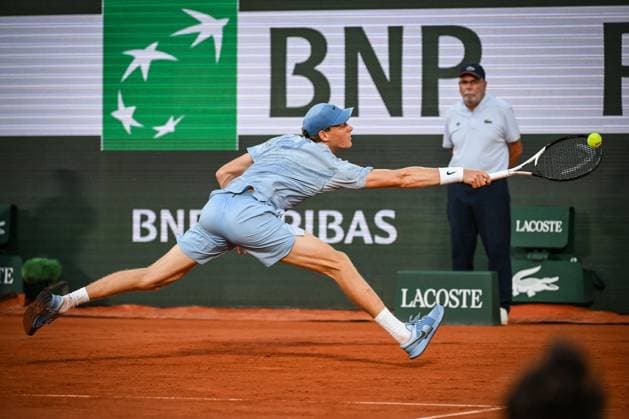 May 26, 2026, Paris, France, France: Jannik SINNER of Italy during the third day of the Roland-Garros 2026, French Open 2026, Grand Slam tennis tournament at Roland-Garros Stadium on May 26, 2026 in Paris, France. Paris France - ZUMAm308 20260526_zsp_m308_071 Copyright: xMatthieuxMirvillex