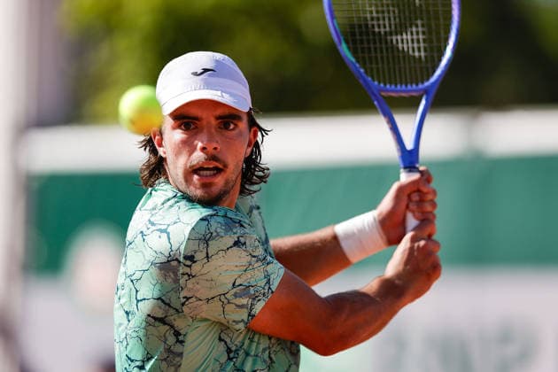 French Open - Jaime Faria (POR) plays a backhand during at the 2026 Roland-Garros tournament in Paris, FRANCE, on May 26 - 2026 Copyright: AntonioxBorga