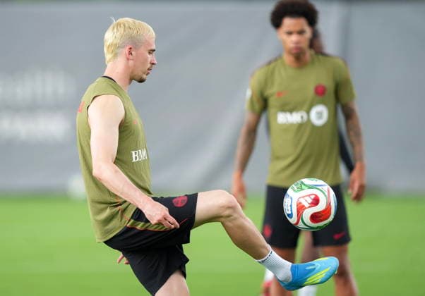 May 26, 2026, Charlotte, Nc, UNITED STATES: Liam Millar warms up during Team Canada World Cup roster selection camp in Charlotte, N.C., on Tuesday, May 26, 2026. Canada News - May 26, 2026  - ZUMAc35_ 20260526_zaf_c35_071 Copyright: xNathanxDenettex