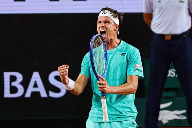 2026.05.26 Paryz Tenis French Open Roland Garros 2026 Felix Auger-Aliassime - Daniel Altmaier N z Daniel Altmaier Foto Pawel Andrachiewicz PressFocus 2026.05.26 Paris Tennis - French Open Roland Garros 2026 Felix Auger-Aliassime - Daniel Altmaier Daniel Altmaier Credit: Pawel Andrachiewicz PressFocus NEWSPIX.PL --- newspix.pl 