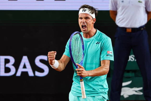 2026.05.26 Paryz Tenis French Open Roland Garros 2026 Felix Auger-Aliassime - Daniel Altmaier N z Daniel Altmaier Foto Pawel Andrachiewicz PressFocus 2026.05.26 Paris Tennis - French Open Roland Garros 2026 Felix Auger-Aliassime - Daniel Altmaier Daniel Altmaier Credit: Pawel Andrachiewicz PressFocus NEWSPIX.PL --- newspix.pl 