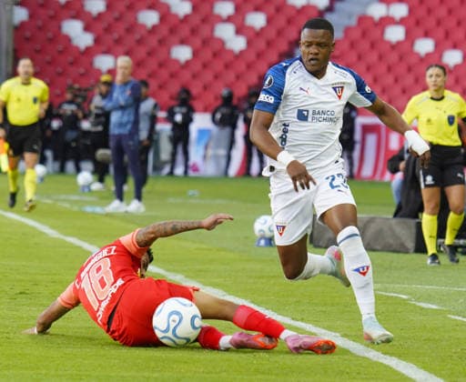 FBL LIBERTADORES LIGA VS ALWAYS READY Quito 26 de mayo del 2026. Liga Deportiva Universitaria recibe a Always Ready por una fecha mas de la Copa Libertadores en el estadio Gonzalo Pozo Ripalda. API DANIEL MOLINEROS Quito Pichincha Ecuador Copyright: xDanielxMolinerosx