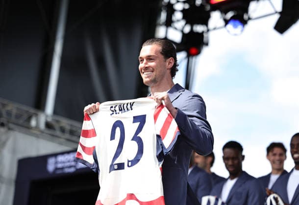 May 26, 2026, New York, New York, USA: Tuesday, May 26, 2026; New York, New York, USA; United States defender Joe Scally (23) gets introduced to the crowd at Pier 17. New York USA - ZUMAs325 20260526_zsp_s325_127 Copyright: xJessxStilesx