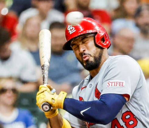 St. Louis Cardinals catcher Ivan Herrera ducks away from an inside pitch in the eighth inning of the MLB, Baseball Herren, USA game between the St. Louis Cardinals and the Milwaukee Brewers at American Family Field in Milwaukee, Wisconsin on Tuesday, May 26, 2026. The Brewers defeated the Cardinals 6-0.  MIL20260526830 TANNENxMAURY