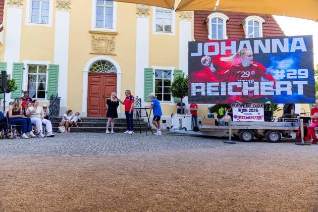 26.05.2026, GER, Handball, Frauen, Saison 2025 2026, Alsco 1.Bl, Goodbye - Gemeinsam öffentliche Verabschiedung - feierliche Saisonende Im Bild Johanna Reichert (Thueringer HC,29) Gemeinsam mit Fans, Unterstützern und Wegbegleitern wurden einige Spielerinnen verabschiedet sowie die Mannschaft für die erfolgreiche Saison offiziell verabschiedet geehrt. 99947 Bad Langensalza Kurpark am Frederikenschlössche Thüringen Deutschland