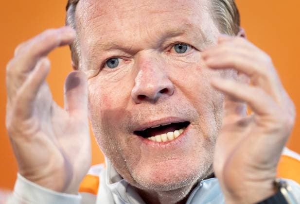 ZEIST - National coach Ronald Koeman during a press conference, PK, Pressekonferenz in which he provides an explanation of the World Cup squad. KOEN VAN WEEL ANP xVIxANPxSportx xxANPxIVx 559444920 originalFilename: 559444920.jpg