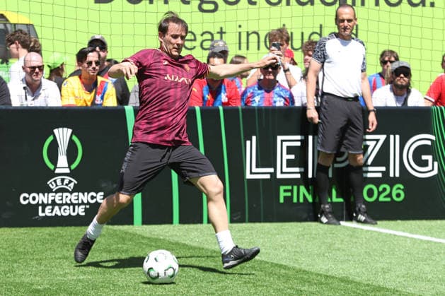 UEFA Conference League Finale: Legends Match beim Fan-Festival Leipzig, 27.05.26 Gaizka Mendieta beim Legends Match beim Fan-Festival auf dem Marktplatz Leipzig, anlässlich des UEFA Conference League Finals, 27.05.26. Copyright: xBEAUTIFULxSPORTS JanxKaeferx