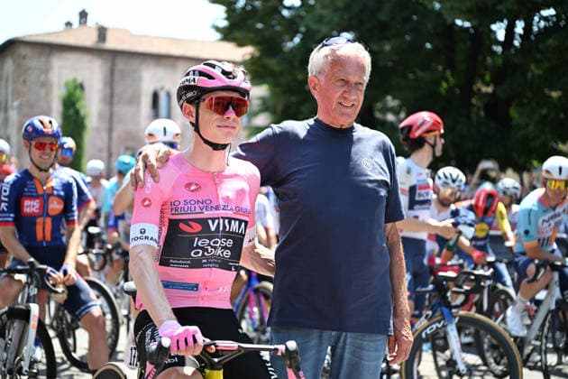 27-05-2026 Giro D italia; Tappa 17 Cassano D adda - Andalo; 2026, Visma - Lease A Bike; Vingegaard, Jonas; Motta, Gianni; Cassano D adda; 
