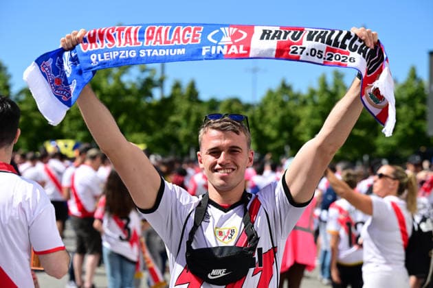 SOCCER - UEFA ECL, Crystal Palace vs Rayo Vallecano LEIPZIG,GERMANY,27.MAY.26 - SOCCER - UEFA Conference League, final, Crystal Palace FC vs Rayo Vallecano. Image shows a fan of Rayo Vallecano .  GEPAxpictures xMichalxFajt