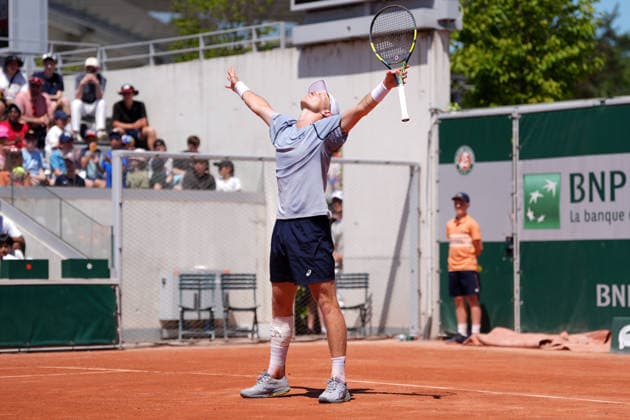 2026-05-27 2026 French Open - Day Four PARIS, FRANCE - MAY 27: Jesper de Jong of the Netherlands celebrating his sides win during Day Four of the 2026 French Open at Roland Garros on May 27, 2026 in Paris, France. (Photo by Marleen Fouchier BSR Agency) Paris France Content not available for redistribution in The Netherlands directly or indirectly through any third parties. Copyright: xBSRxAgencyx