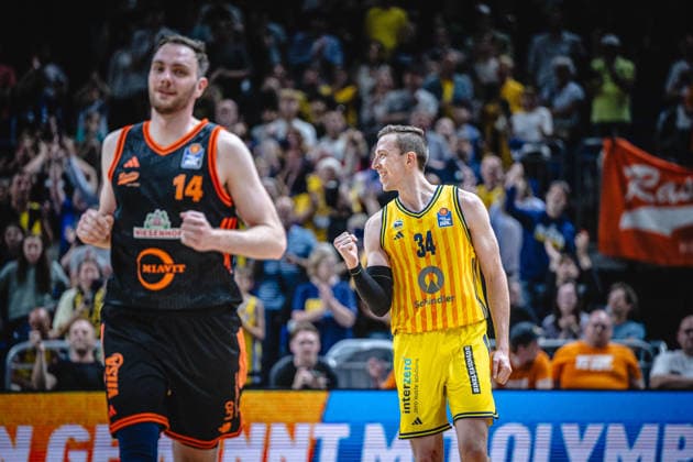 Basketball Berlin 27.05.2026 Saison 2025 2026 EasyCredit BBL 1. Bundesliga Männer, Herren Playoffs Viertelfinale Spiel 5 Alba Berlin - RASTA Vechta Justin Bean (Alba Berlin, No.34) Jubel