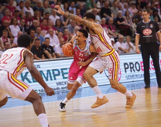 Joel Aminu Telekom Baskets Bonn vs. Fitness First Würzburg (Wuerzburg) Baskets Playoffs Viertelfinale Spiel 5 - Saison 2025 26