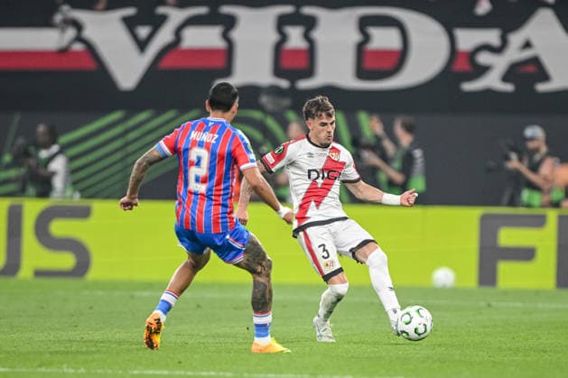 Daniel Munoz (Crystal Palace) and Pep Chavarria (Rayo Vallecano) battle for the ball during the UEFA Conference League Final 2026 match between Crystal Palace FC and Rayo Vallecano de Madrid at Football Arena Leipzig on May 27, 2026 in Leipzig, Germany. (Photo by Harry Langer DeFodi Images) -