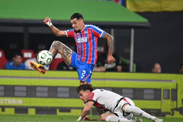 IPA85115822 - Daniel Munoz (Crystal Palace F.C.) during the UEFA Europe Conference 2026 final between Rayo Vallecano de Madrid vs. Crystal Palace F.C. on May 27th, 2026 at the Red Bull Arena, Leipzig, Germany  Copyright: xVincenzoxOrlando IPAxSportx xx 85115822