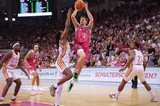 Grayson Murphy Telekom Baskets Bonn vs. Fitness First Würzburg (Wuerzburg) Baskets Playoffs Viertelfinale Spiel 5 - Saison 2025 26