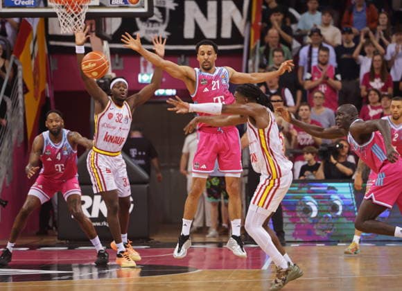 Joel Aminu Telekom Baskets Bonn vs. Fitness First Würzburg (Wuerzburg) Baskets Playoffs Viertelfinale Spiel 5 - Saison 2025 26