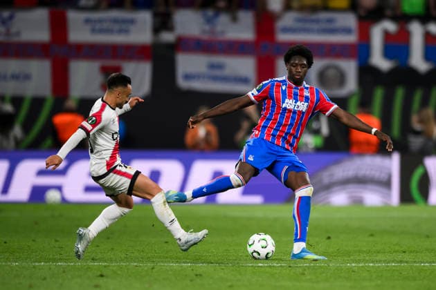Crystal Palace FC v Rayo Vallecano de Madrid - UEFA Conference League Jaydee Canvot of Crystal Palace FC competes for the ball with Alvaro Garcia of Rayo Vallecano de Madrid during the UEFA Conference League 2025 26 final football match between Crystal Palace FC and Rayo Vallecano de Madrid. Leipzig Germany Copyright: xNicolòxCampox