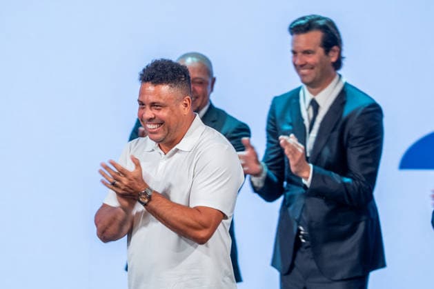 Ronaldo Nazario, Roberto Carlos da Silva Rocha and Santiago Solari during the Florentino Perez presentation of the candidacy for the presidency of Real Madrid CF. May 27, 2026. (20260527714)