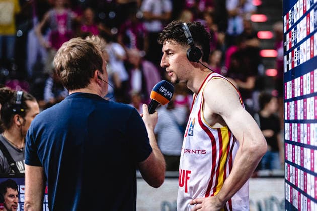 easyCredit Basketball Bundesliga, 5. Playoff-Viertelfinale: Telekom Baskets Bonn vs. Fitness First Baskets Würzburg, 27.05.2026 Ein enttäuschter Alen Pjanic (Würzburg 35) im Interview nach dem Spiel - easyCredit Basketball Bundesliga, 5. Playoff-Viertelfinale: Telekom Baskets Bonn vs. Fitness First Baskets Würzburg, 27.05.2026, Telekom Dome Bonn Copyright: xBEAUTIFULxSPORTS Derixx