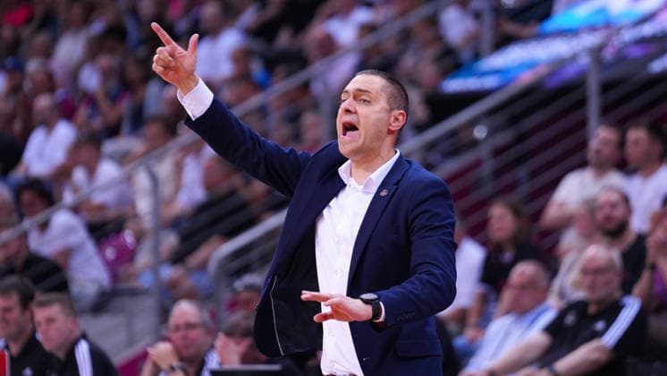 27.05.2026, xydrx, Basketball, easyCredit Basketball Bundesliga, Playoffs, Viertelfinale Spiel 5, Telekom Baskets Bonn - Fitness First Würzburg Baskets, Telekom Dome Bonn: Marko Stankovic (Cheftrainer Telekom Baskets Bonn) gestikulierend Copyright: HMBxMedia YannisxDreimann