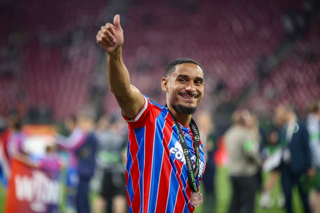 27.05.2026, EUR, Fussball, Herren, Conference League Finale, Saison 2025 2026, Crytsal Palace F.C. - Rayo Vallecano de Madrid Maxence Lacroix (Crystal Palace, 5) gestikuliert, Gestik und Mimik Leipzig Leipzig Stadium Sachsen Deutschland Copyright: xAdrianxSchlüterx