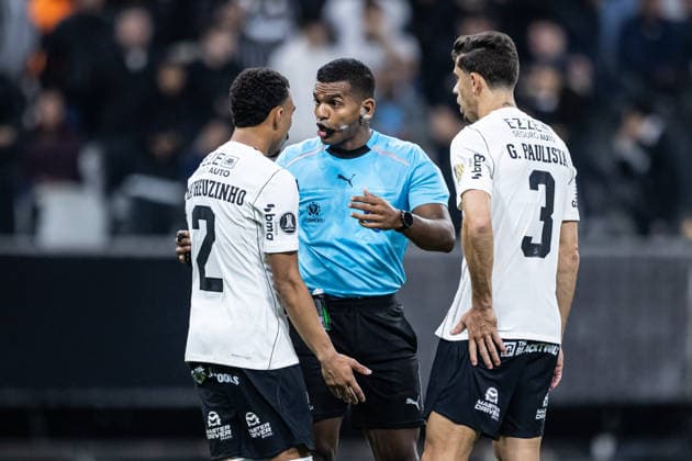 CONMEBOL Libertadores 2026: Corinthians vs. Platense SAO PAULO, BRAZIL - MAY 27: Referee: Alexis Herrera Hernandez in the match between Corinthians and Platense, valid for the sixth round of the CONMEBOL Libertadores 2026, this Wednesday (26), at Neo Quimica Arena, SP, Brazil on May 27, 2026. Copyright: xJhonyxInacioxJhonyxInaciox