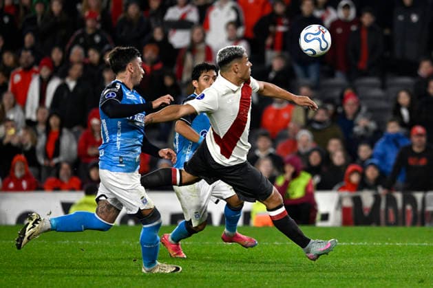 BUENOS AIRES, ARGENTINA - MAY 27: Maximiliano Salas of River Plate during the match between River Plate (Argentina) and Blooming (Bolivia) for the 6th round of Group H of the 2026 Copa Sudamericana at Estadio Mas Monumental Antonio Vespucio Liberti on May 27, 2026 in Buenos Aires, Argentina. (Photo by Diego Alberto Haliasz Imago) Distrito Federal Argentina Copyright: xDiegoxAlbertoxHaliaszx