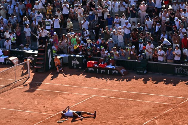 2026 French Open - Jakub Mensik Jakub Mensik (CZE) during his second round match at the 2026 Roland Garros French Tennis open tournament in Paris, France, on May 27, 2026. Photo by Corinne Dubreuil ABACAPRESS.COM Paris France  Copyright: xDubreuilxCorinne ABACAx