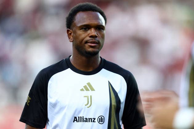 Torino Fc - Juventus Fc Lois Openda of Juventus Fc during warm up before the Serie A match beetween Torino Fc and Juventus Fcat Stadio Olimpico on May 24, 2026 in Turin, Italy . Torino Stadio Olimpico Italy Copyright: xMarcoxCanonierox
