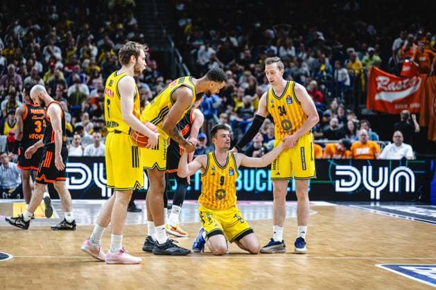 Basketball Berlin 27.05.2026 Saison 2025 2026 EasyCredit BBL 1. Bundesliga Männer, Herren Playoffs Viertelfinale Spiel 5 Alba Berlin - RASTA Vechta Jonas Mattisseck (Alba Berlin, No.09) Justin Bean (Alba Berlin, No.34) Norris Agbakoko (Alba Berlin, No.17) Malte Delow (Alba Berlin, No.06)
