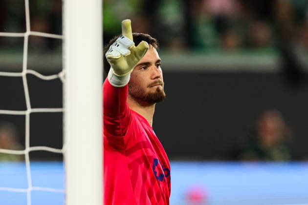 Torwart Dennis Seimen (SC Paderborn,41) - Hinspiel Relegation 2026, 1. Fussball Bundesliga Saison 2025-2026 VfL Wolfsburg vs. SC Paderborn in der Volkswagen Arena in Wolfsburg - Einzelbild,Aktion,Fussball,Deutschland,Mann,Männer,21.05.2026 *** Goalkeeper Dennis Seimen SC Paderborn,41 First leg relegation 2026, 1 Soccer Bundesliga season 2025 2026 VfL Wolfsburg vs SC Paderborn at the Volkswagen Arena in Wolfsburg single picture,action,soccer,Germany,man,men,21 05 2026
