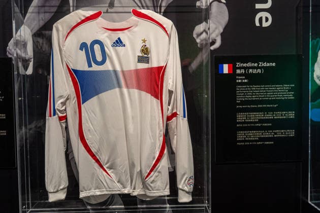 HONGKONG-SOCCER FIFA-MUSEUM French soccer player Zinedine Zidane™s jersey at the FIFA Museum Hong Kong during a press event in Hong Kong, May 28, 2026. NEXPHER Vernon Yuen HONG KONG