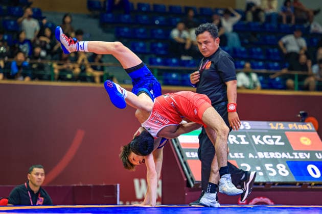 U17, U 17 Wrestling Asian Championships 48kg GR - Ali Morteza Esmaeili Leivesi (IRI) df. Umarali Kanatbekovich Berdaliev (KGZ)
