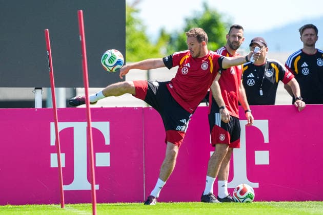 Ballannahme Bundestrainer Julian Nagelsmann (Deutschland Germany) - Herzo Base 28.05.2026: Deutsche Nationalmannschaft, Trainingslager zur WM-Vorbereitung, Home Ground, HerzoBase, World of Adidas, Herzogenaurach