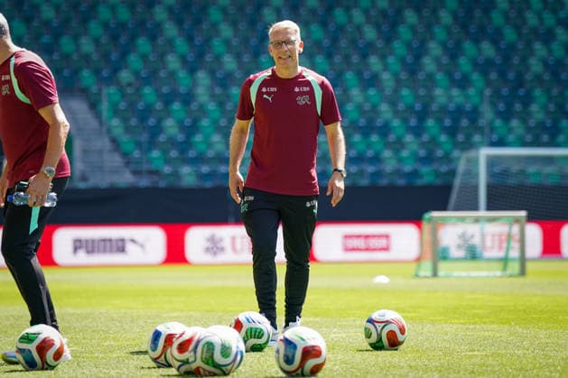 Schweiz: Fussball Schweizer Nationalmannschaft 2026, Training der Schweizer Nationalmannschaft - Kybunpark (St. Gallen): Peter Knäbel (Zentralpräsident, Schweizerischer Fussballverband) Copyright: xJOERANxSTEINSIEKx