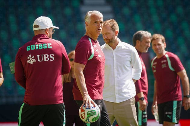 Schweiz: Fussball Schweizer Nationalmannschaft 2026, Training der Schweizer Nationalmannschaft - Kybunpark (St. Gallen): Sergio Ermotti (Group Chief Executive Officer, UBS) Copyright: xJOERANxSTEINSIEKx