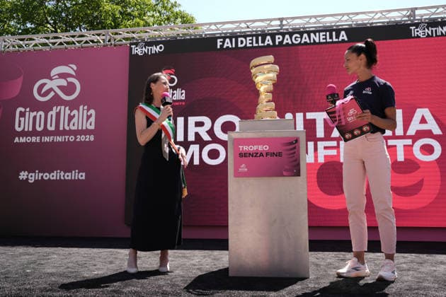 Maria Vittoria Mottes (mayor Fai della Paganella) during Stage 18 of the Giro d™Italia, from Fai della Paganella to Pieve di Soligo, Italy - Thursday May 28, 2026.  Copyright: xMassimoxPaolonex xLaPressex