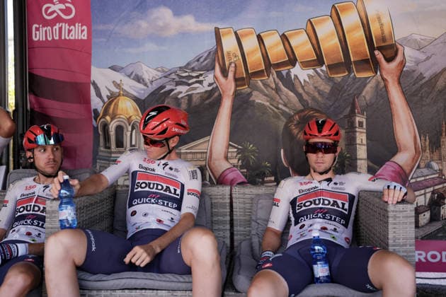 Riders before the start during Stage 18 of the Giro d™Italia, from Fai della Paganella to Pieve di Soligo, Italy - Thursday May 28, 2026.  Copyright: xMassimoxPaolonex xLaPressex